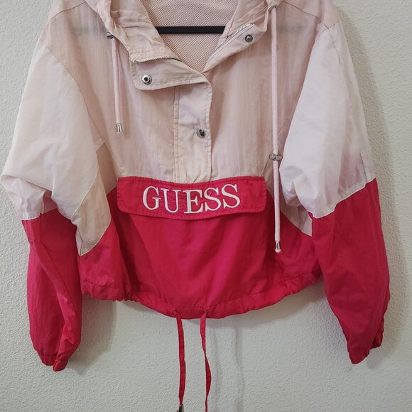 🔥 GUESS Colorblock Cropped Windbreaker Hoodie – Women’s Small – Pink & Red Retr - Picture 2 of 3